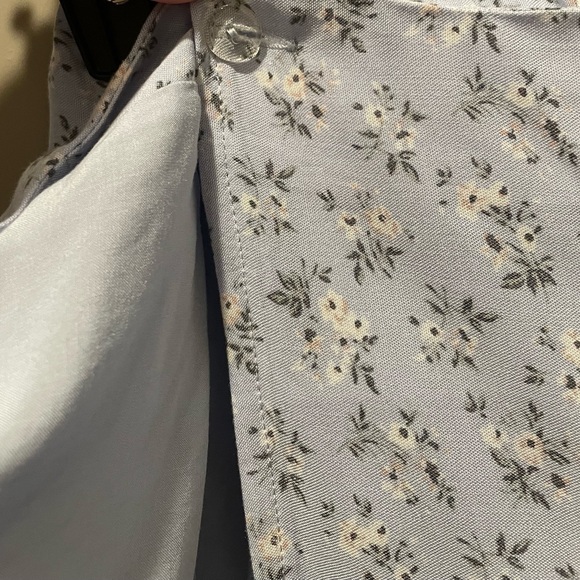 NWT Hollister Floral Button-Down Skirt - Light Blue women’s size XS - Picture 7 of 8